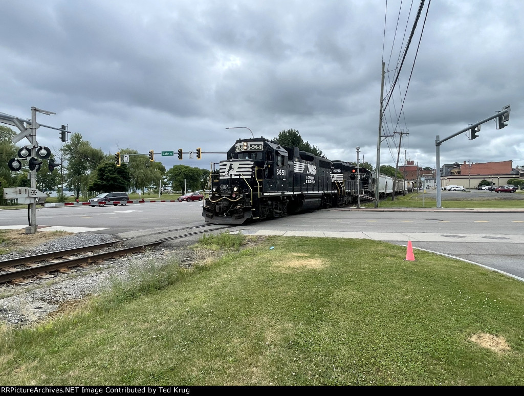 NS 5651 & 6424